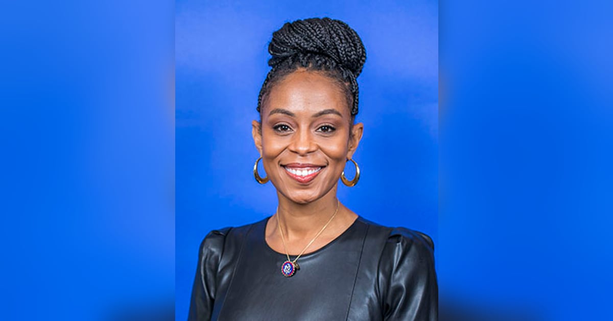 Official portrait of Rep. Shontel Brown